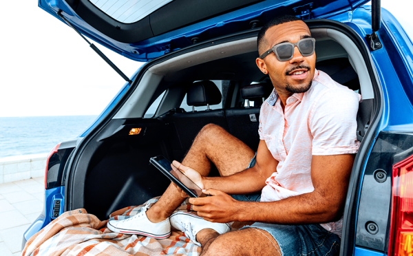 JBL SOUNDGEAR FRAMES - LUNETTES AUDIO CONNECTÉES - BLUETOOTH - HAUT-PARLEURS - POLARISÉS - ONYX – Image 7