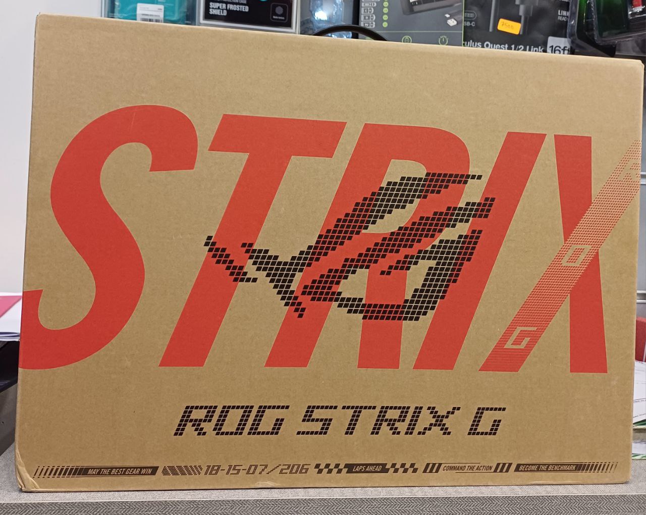 ASUS ROG STRIX G18 - ULTRA 9 275HX -32GO -1TO SSD - 18" 2.5K WQXGA 240HZ - RÉTROÉCLAIRÉ -RTX 5070 8G – Image 3