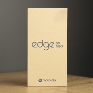 MOTOROLA EDGE 50 NEO - MEDIATEK DIMENSITY - 12GB - 512GB - OLED 6.4" - 50MPXL - 5G - USB-C - BEIGE XT2409-1