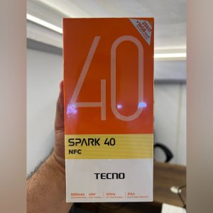 SMARTPHONE TECNO SPARK 40 KM5N - HELIO G81 - DUAL SIM - 8 + 8GB EXTENDED - 256 GO - 6.67" HD+ 120HZ - 50 MP - 5200 MAH - BLACK & WHITE SPARK 40 KM5N